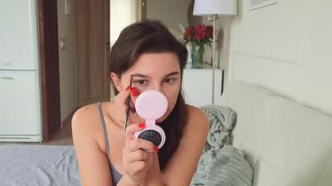 Snapshot of kristinedean chatting on October 15, 5:40 am Kristi online show from October 15, 5:40 am