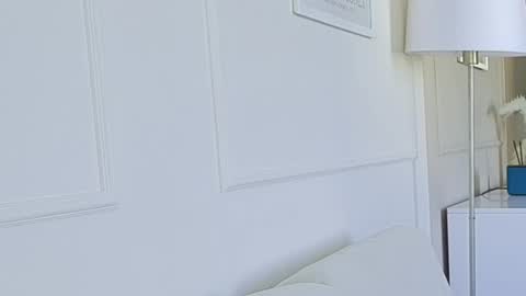 Kristi online show from October 6, 4:54 am