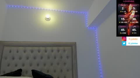 Snapshot of kristy_calderon chatting on December 5, 2:09 am Juliette online show from December 5, 2:09 am