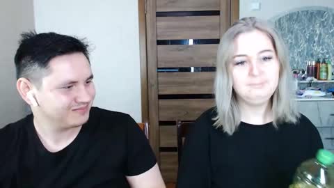 Snapshot of kristy_fran chatting on February 25, 8:14 am Kristy online show from February 25, 8:14 am