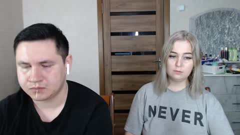 Snapshot of kristy_fran chatting on February 28, 8:07 pm Kristy online show from February 28, 8:07 pm