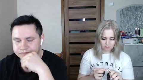 Snapshot of kristy_fran chatting on March 1, 12:17 am Kristy online show from March 1, 12:17 am