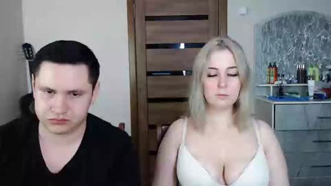 Snapshot of kristy_fran chatting on March 4, 7:54 pm Kristy online show from March 4, 7:54 pm