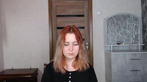 Snapshot of kristy_fran chatting on September 24, 6:11 pm Kristy online show from September 24, 6:11 pm