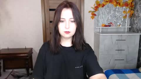 Snapshot of kristy_fran chatting on October 1, 10:16 pm Kristy online show from October 1, 10:16 pm