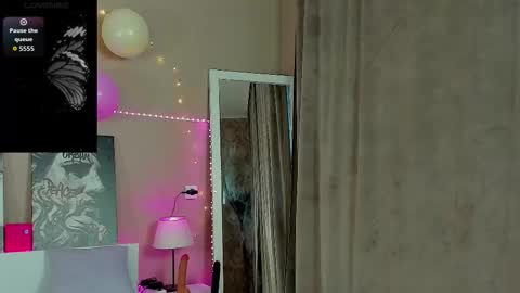 Snapshot of kristy_na_ chatting on November 28, 2:36 am Kristina online show from November 28, 2:36 am