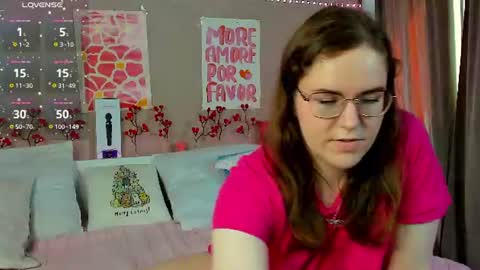 Snapshot of kristy_na_ chatting on July 9, 4:05 am Kristina online show from July 9, 4:05 am