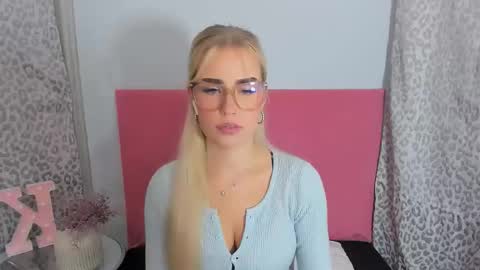 KristyFlowers online show from November 22, 10:14 am