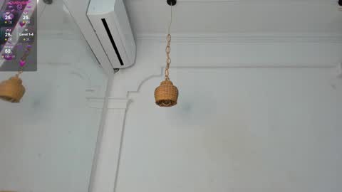 Snapshot of kristyl_paez chatting on February 23, 1:10 pm Cristina online show from February 23, 1:10 pm