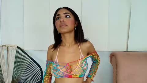 Snapshot of kristyl_paez chatting on February 26, 11:04 pm Cristina online show from February 26, 11:04 pm