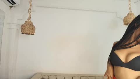 Snapshot of kristyl_paez chatting on September 24, 4:10 pm Cristina online show from September 24, 4:10 pm