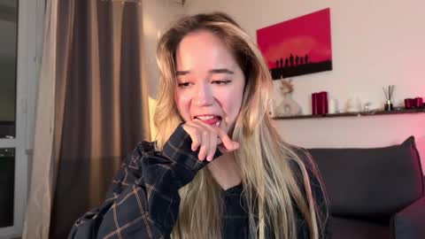 Snapshot of kristyspiritedaway chatting on January 2, 10:44 pm Kristy Nip slip shady Best model on CB online show from January 2, 10:44 pm