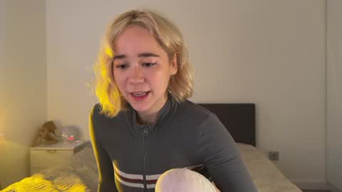 Kristy Nip slip shady  Best model on CB  online show from May 24, 5:51 pm