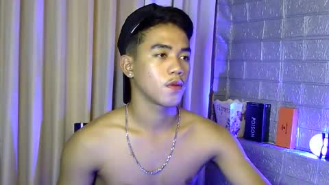 kritthanarkorn online show from January 9, 10:18 am