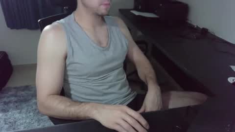 Snapshot of krocr_iras chatting on November 23, 7:13 pm Lucas Edu online show from November 23, 7:13 pm