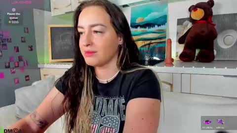 Kruela GTM3Tue Wed Thu Fri Sun 0400 am-1030pm online show from November 21, 11:25 pm