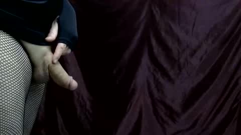 Krystalkummingss online show from November 13, 9:03 pm