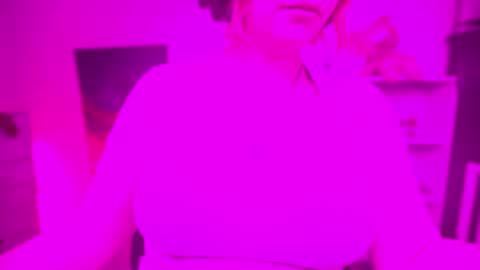 Snapshot of krystalsyxx chatting on December 14, 12:05 am Krystal Syx online show from December 14, 12:05 am