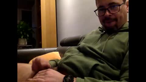 krzysztof1977 online show from December 23, 10:55 pm