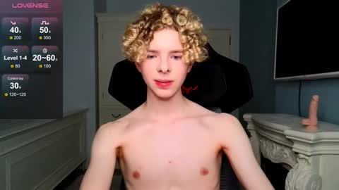 Snapshot of kudi_j chatting on October 13, 5:13 pm Kudi online show from October 13, 5:13 pm