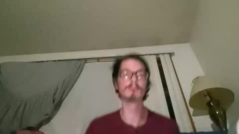 Snapshot of kumngoe chatting on October 18, 1:19 am mrkumngoe online show from October 18, 1:19 am