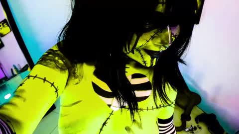 Snapshot of kuromi_bush chatting on May 31, 7:48 am IM KUROMI - MY NEXT STREAM - SATURDAY- 31 JANUARY 2026 - 10PM EST DONT MISS IT online show from May 31, 7:48 am