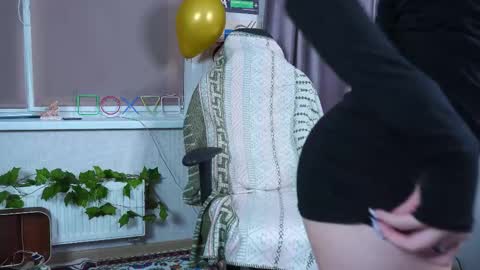 Snapshot of kuromya chatting on November 3, 12:17 pm Ariya online show from November 3, 12:17 pm