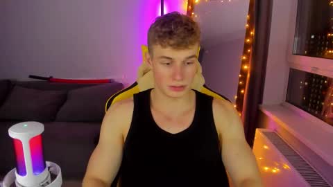 kurt_hanssen online show from November 27, 3:03 pm