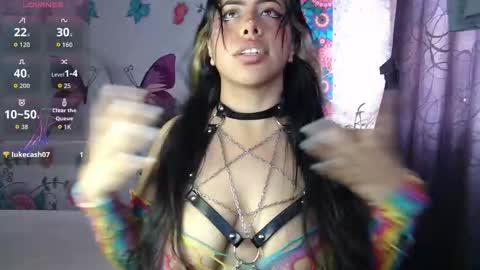 kat online show from December 18, 6:03 pm