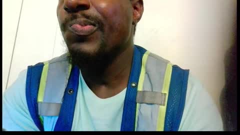 Snapshot of kushgod711 chatting on February 24, 10:52 pm kgbbc9 online show from February 24, 10:52 pm