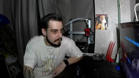 Snapshot of kute_matt chatting on April 5, 10:51 pm kute_matt online show from April 5, 10:51 pm