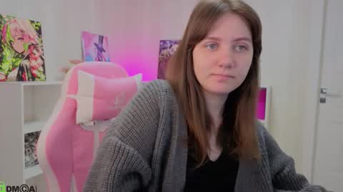 Snapshot of kvetachka chatting on September 17, 12:23 am Kvetachka Thu-Sun 0900am-1500pmGTM2 online show from September 17, 12:23 am