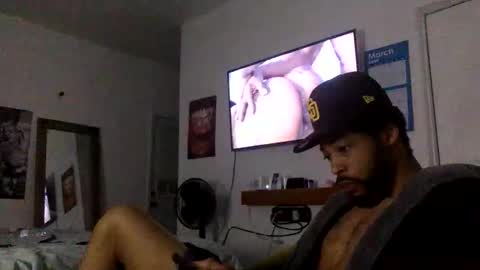 Snapshot of kvngslim chatting on March 26, 6:41 am Lola3Slim online show from March 26, 6:41 am