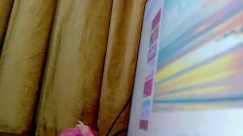 Kween online show from June 15, 9:17 pm