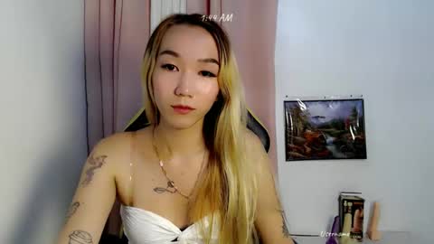 kweenie1026 online show from February 1, 5:44 pm