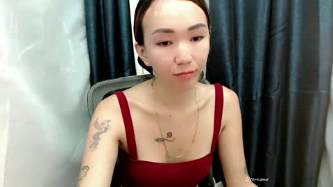 Snapshot of kweenie1026 chatting on May 12, 1:36 am kweenie1026 online show from May 12, 1:36 am
