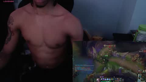 Snapshot of kwonder78 chatting on April 6, 3:04 am kwonder78 online show from April 6, 3:04 am