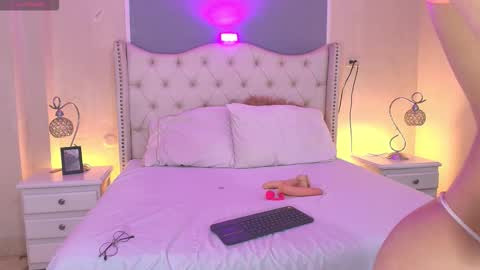 Snapshot of kya_wild chatting on October 9, 8:45 am kya_wild online show from October 9, 8:45 am