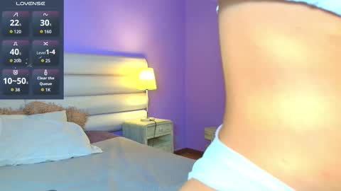 Snapshot of kya_wild chatting on November 25, 4:40 pm kya_wild online show from November 25, 4:40 pm