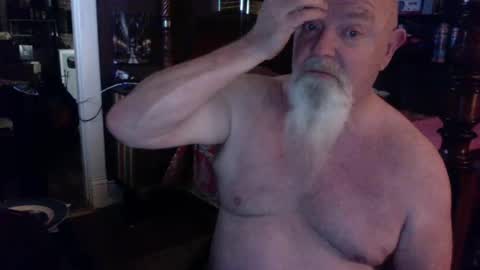 Snapshot of kyhgihntight chatting on April 2, 11:19 am Nick Nude Celt KYHighNTight online show from April 2, 11:19 am
