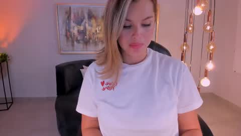 I am Kyla online show from July 14, 11:38 am