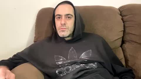 Snapshot of kyle67527 chatting on January 17, 3:32 pm kyle67527 online show from January 17, 3:32 pm