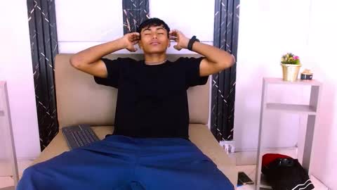 Kyle Dimons online show from February 27, 11:32 am