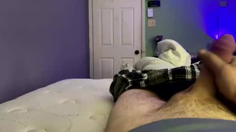 kylecrandlemire41 online show from May 2, 7:13 am