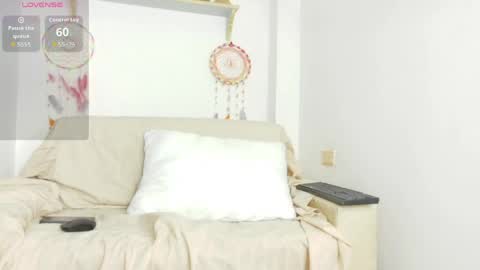 K Y L E online show from May 12, 5:43 pm