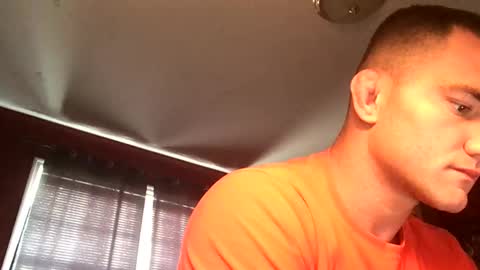 Snapshot of kylegotittt chatting on December 7, 3:08 pm Hotbody545 online show from December 7, 3:08 pm