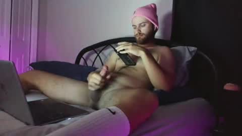 kylen7981 online show from June 19, 1:10 am