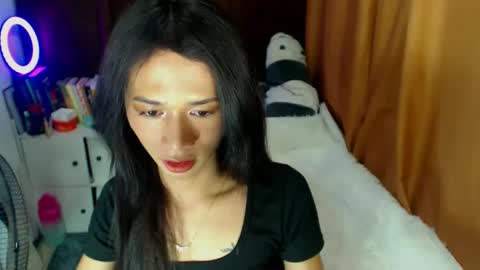 Snapshot of kylene17 chatting on January 14, 9:02 am babyKylene online show from January 14, 9:02 am