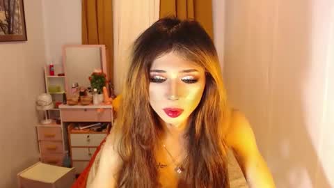 Snapshot of kylene17 chatting on October 1, 11:05 am babyKylene online show from October 1, 11:05 am