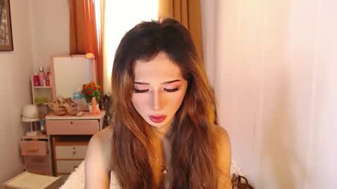 Snapshot of kylene17 chatting on October 12, 6:56 am babyKylene online show from October 12, 6:56 am